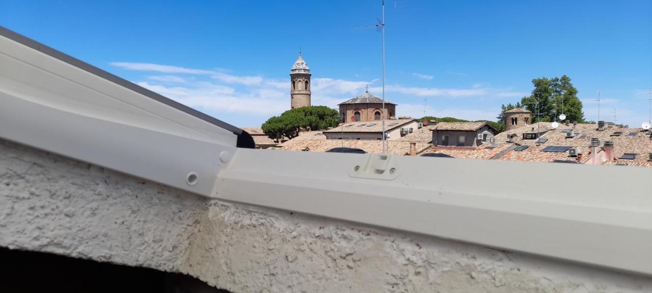 Corte Cavour. Una Mansarda Nel Cuore Della Citta رافيننا المظهر الخارجي الصورة