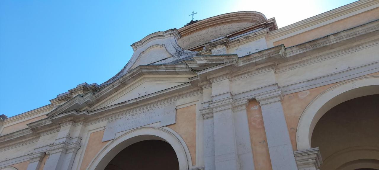 Corte Cavour. Una Mansarda Nel Cuore Della Citta رافيننا المظهر الخارجي الصورة